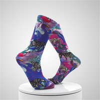 Haute qualité conçu sur mesure 3D imprimé Logo blanc Polyester équipage chaussettes hommes Long Tube Compression respirant fantaisie graphique