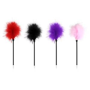 Giocattolo Sessuale Stimolante per la Zona Sensibile Femminile, con Piuma per Stimolazione e Flirt - Product Image 1
