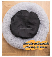 Coussin pour chien moderne super doux, rond, lavable, en peluche moelleuse, en forme de beignet, en fausse fourrure, canapé portable pour animaux de compagnie