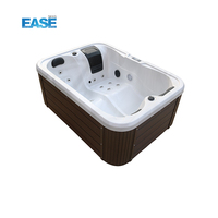 Bain à remous massant à deux places avec sièges inclinables, centre de spa chauffé, baignoire en acrylique pour un confort optimal