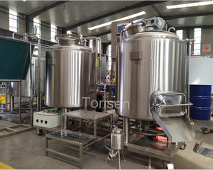 Système de brasserie sanitaire en acier inoxydable 100 200 500 800 1000 5000L avec cuve de mashing, cuve de lautering, cuve à tourbillonnage, <span class=keywords><strong>pompe</strong></span> à bière et moteur pour alcool - Product Image 5