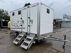 Toilettes mobiles de luxe d'extérieur, durables et écologiques, en panneaux sandwich de polyuréthane, pour usage public - Product Image 5