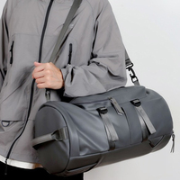 Sac de sport unisexe à prix abordable, personnalisable avec logo, pour femme, yoga, cyclisme, lavable, multifonctionnel, nombreux styles en stock, sac de voyage pour femme