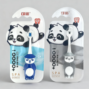 Spazzolino da Denti in Plastica con Setole Morbide a Forma di Panda, Design per Bambini 2-6 Anni, per la Dentizione e la Pulizia dei Denti - Product Image 6