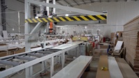 Chine Alibaba fournisseur ligne d'extrusion de PVC pour les composants de noyau de panneau de plafond de mur de matériau de construction comprenant la pompe PP PE WPC