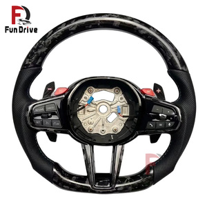 Volante in Fibra di Carbonio Personalizzato per BMW <span class=keywords><strong>Serie</strong></span> <span class=keywords><strong>2</strong></span> 3 4 5 6 <span class=keywords><strong>Serie</strong></span> G G20 G80 G21 G81 G22 G30 G31 G32 G11 G12 - Product Image 1