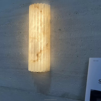 Applique murale en acier inoxydable à rayures verticales, finition blanc cassé, source lumineuse LED, pour maison et bureau – Moderne, à intensité variable, garantie, Alabaster