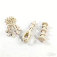 Ensemble de massage par acupression 3 pièces : masseur du cuir chevelu + masseur des doigts + rouleau pour les pieds, outil de relaxation corporelle complet pour la maison et le bureau