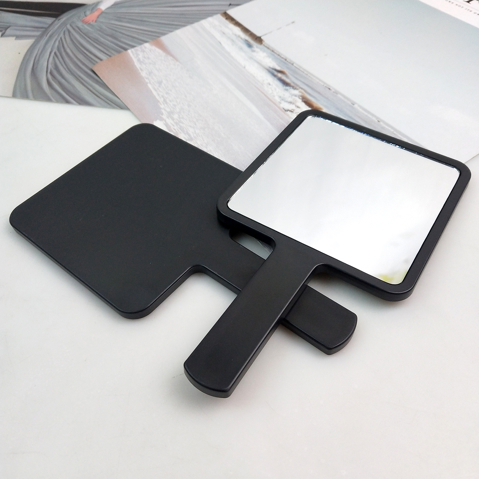 1 piece small size makeup mirror