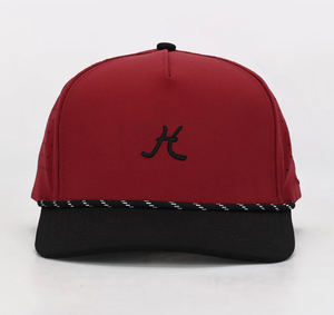 Casquette de sport de golf perforée à 5 panneaux avec logo personnalisé, broderie à la main, image de haute qualité, découpe au laser, performance unisexe - Product Image 1