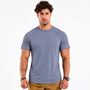 Nouveau T-shirt Homme Slim Fit Sportif Uni en Tricot Léger à Manches Courtes, Écologique, Respirant et Séchage Rapide - Product Image 5