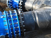 Joint de démontage de joints de tuyaux en fonte ductile DN700 avec accouplement de commode à 25% tirants pour accouplements en PVC de grand diamètre