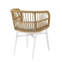 Chaise de jardin en aluminium avec corde à tisser Chaises de patio empilables modernes en aluminium personnalisées au design nordique