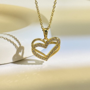 Collier pendentif double cœur entrelacé, serti de zircon, plaqué or 18 carats, collier cœur d'amour pour femme, bijoux cadeau - Product Image 4