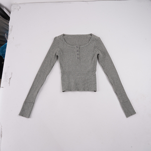 Top de punto de manga larga con cuello en U y botones frontales, estilo holgado, ajuste ceñido en la cintura, cómodo, versátil y favorecedor para mujer - Product Image 6