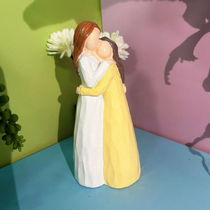 Figura de Resina de la Serie Madre e Hijos, Acabado Mate, Adorno Decorativo para Interiores - Product Image 2