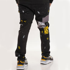 DiZNEW جينز دينم رجالي, DiZNEW جينز دينم رجالي ضيق مزين بقطع وسحّاب باللون الأسود ومطرز - Product Image 3