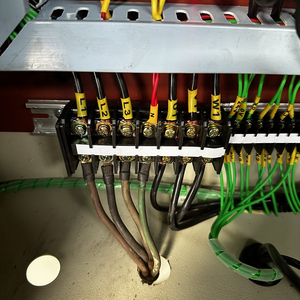 <span class=keywords><strong>Presse</strong></span> hydraulique à bras unique 20T/40T/60T <span class=keywords><strong>Presse</strong></span> à colonne unique pour le redressage et l'assemblage <span class=keywords><strong>Presse</strong></span> hydraulique compacte pour atelier - Product Image 6