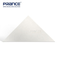 Panneau triangulaire en aluminium solide, pilier métallique décoratif d'intérieur personnalisé