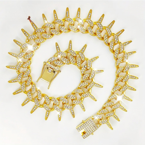 <span class=keywords><strong>ปลอกคอ</strong></span>สัตว์เลี้ยงแบบ Cuban Link ขนาด 20 มม. ประดับ<span class=keywords><strong>หนาม</strong></span>แหลมสีทอง พร้อมหัวเข็มขัดแบบ Jewelry Grade สำหรับสุนัขและแมว - Product Image 6