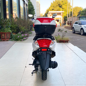 Scooter à essence M12 blanc <span class=keywords><strong>50cc</strong></span> pour adultes 60 km/h pneus 10 pouces pare-brise freins à disque et à tambour avec coffre adapté - Product Image 5