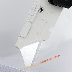 <span class=keywords><strong>Couteau</strong></span> utilitaire pliant portable compact avec stockage de lame <span class=keywords><strong>intégré</strong></span> et clip de <span class=keywords><strong>ceinture</strong></span> pour la coupe de sangles de bricolage Support OEM personnalisé - Product Image 4