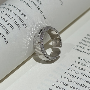 แหวนเงินแท้ S925 ปรับขนาดได้ ลายดอกไม้สไตล์ฝรั่งเศสวินเทจ ประดับเพชรระยิบระยับ ดีไซน์เรียบง่าย สไตล์ลำลอง - Product Image 4