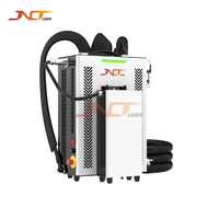 Machine de nettoyage au laser portable alimentée par batterie 100W 200W 300W pour le nettoyage des tuyaux, l'élimination de la rouille, du revêtement et des taches d'huile