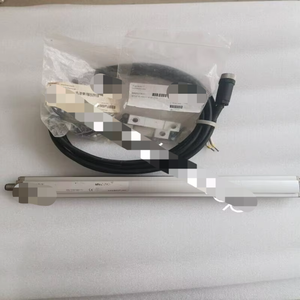 BTL6-E500-M0200-PF-S115 BTL0PA6เซ็นเซอร์ใหม่ - Product Image 1