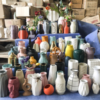 Ensemble de Vases Personnalisés en Céramique Colorée Style Nordique Moderne Art Déco pour Table, Mariage et Décoration Intérieure