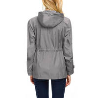 Ventes en gros de vestes coupe-vent grises pour femmes avec logo personnalisé, vente chaude, veste imperméable en polyester de marque pour femmes