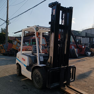 Montacargas diésel usados Komatsu/TCM de 2.5/3/4/5/7/10/15/16/25/30 toneladas, modelo FD30, con HIGH Master en Shanghái, en venta. - Product Image 1