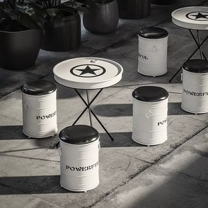 Conjunto de Mesa y Sillas para Cafetería de Té con Leche, Tambor de Aceite Personalizado, Estilo Creativo, Comercial, Industrial, Moderno, Metálico, Área de Descanso - Product Image 2