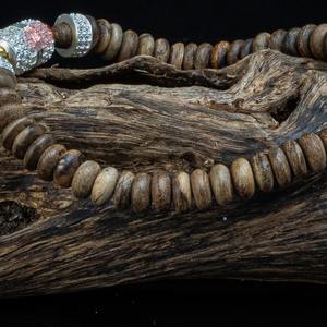 Pulsera de cuentas de madera de agar natural de 6 mm con dijes de plata y cristales incrustados, precio competitivo - Product Image 5