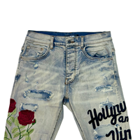 Jeans pour hommes style urbain avec broderie 3D rose, coupe slim déchirée, pantalon en denim romantique hip-hop pour la mode urbaine