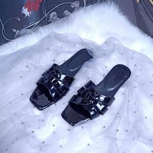 Summer Fashion Women's Genuine Leather Slip-On Open Toe Platform Slippers Anti-Slip Cushioning Beach Flattie - Product Image 1