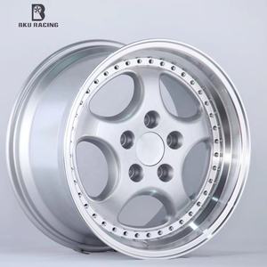 Jantes en alliage chromées concaves Bku 5x130 pour <span class=keywords><strong>Porsche</strong></span> 964 Turbo <span class=keywords><strong>911</strong></span> <span class=keywords><strong>Carrera</strong></span> 944 987 <span class=keywords><strong>930</strong></span> 18 pouces - Product Image 1