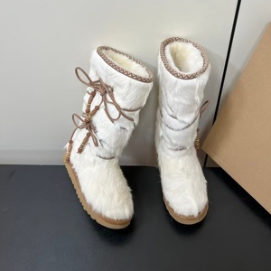 รองเท้าบูทหิมะแบบมีดีไซน์ใหม่สำหรับผู้หญิง ปี 2025  แบบสั่งทำพิเศษ  หนังแกะแท้  บุหนา  ระบายอากาศได้ดี  น้ำหนักเบา - Product Image 2