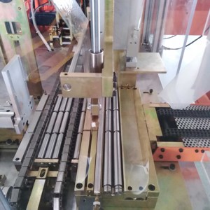 Apilador de Placas de Batería VRLA, Máquina Automática para Apilar Electrodos de Batería para la Producción de Baterías - Product Image 4