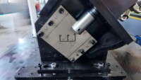 Machine de formage à froid de profilés pour cloisons sèches, personnalisable et réglable, contrôlée par PLC, entraînée par moteur, pour la réalisation de motifs gaufrés et de rainures