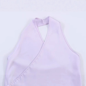 Chemisier en satin à col halter asymétrique sans manches pour femme 2026 – Haut élégant et sexy en satin texturé pour soirée et été - Product Image 4