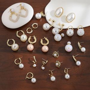 Orecchini a perno da donna in ottone elettroplaccato stile retrò francese con perle finte e montatura a castone, eleganti a forma di corona, per feste, novità 2025 - Product Image 5