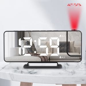 Top vente 2025 réveils de Projection LED horloges miroir numériques automatique sensible à la lumière horloges de bureau et de Table <span class=keywords><strong>projecteur</strong></span> - Product Image 1