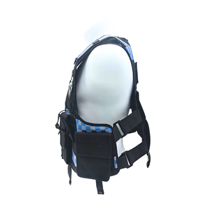 <span class=keywords><strong>Gilet</strong></span> noir 100% polyester à carreaux bleus avec panneaux en mesh, anneaux en D aux épaules, poches utilitaires et sangles réglables - Product Image 3