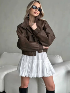 Jaket Kulit Wanita Vintage 2026 Model Distressed dengan Ritsleting, Jaket Bomber Crop Oversize, Saku Berflap, Streetwear Y2K, Mantel Motor - Product Image 2