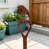 Ornement de jardin en métal rouillé, Robin et Moineau rustiques sur une pelle, pour la décoration de pelouse, patio et jardin extérieur