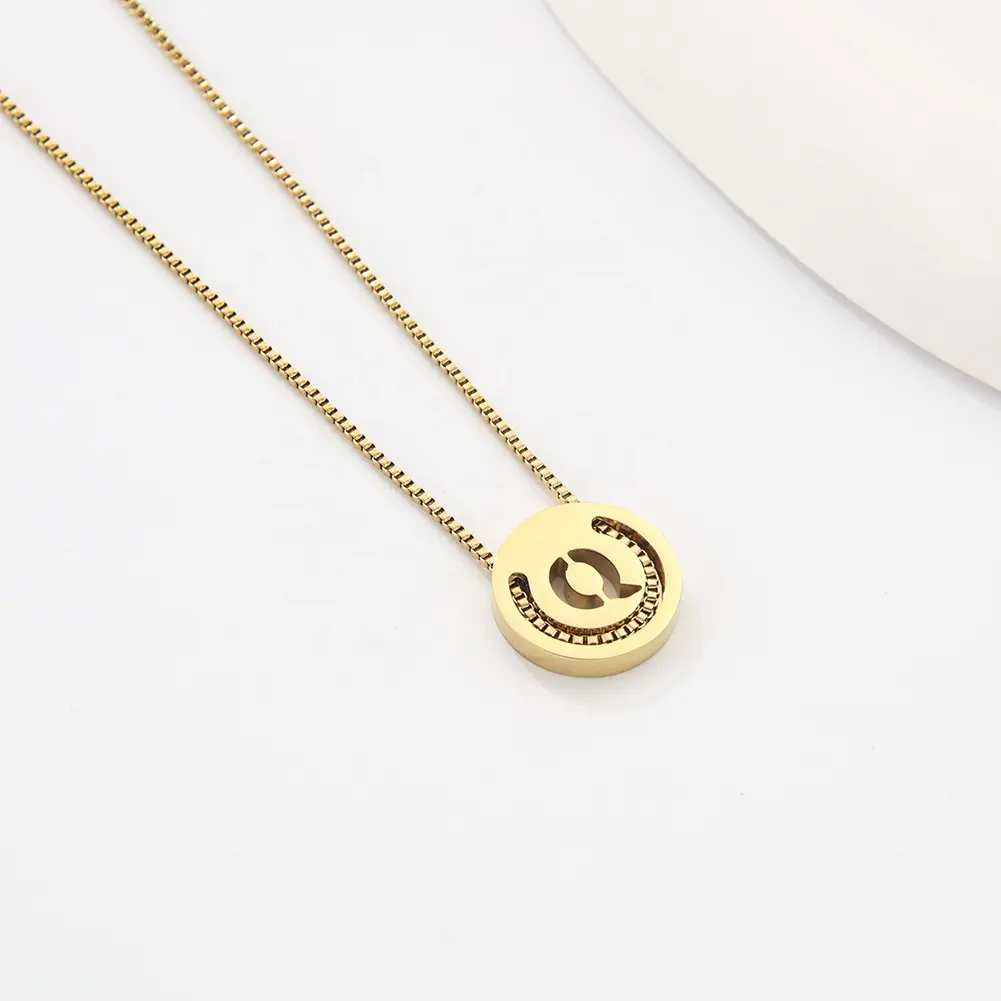 Stainless steel Gold-plated A-Z 26 letters pendant necklace jewelry for women Circle Hollow letters choker necklace