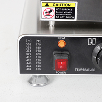 Gaufrier électrique commercial 220V 850W en acier inoxydable antiadhésif à 25 trous pour gâteaux, muffins et mini-crêpes, avec commande tactile
