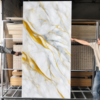 Panneau mural SPC en gros, panneau mural en PVC effet marbre, plaque décorative imperméable anti-UV pour murs intérieurs d'hôtels et de bureaux