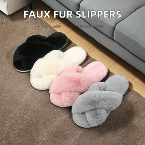 Chaussons d'intérieur pour femmes en fausse fourrure, design croisé, semelle EVA souple, antidérapants, chauds, pour l'hiver - Product Image 6